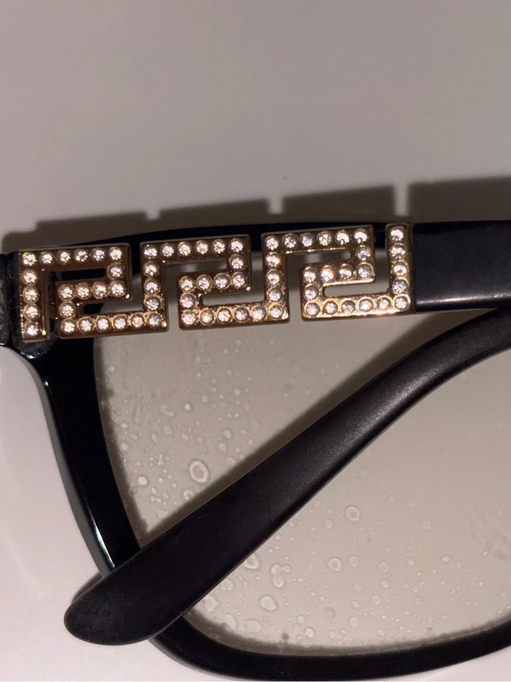 Pre-loved Versace Black and Gold Women’s Frames